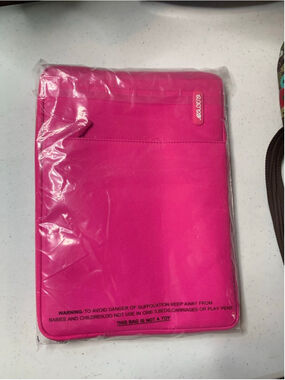 MOSISO Laptop Case 13.3 inch Hot Pink Fuchsia Brand New